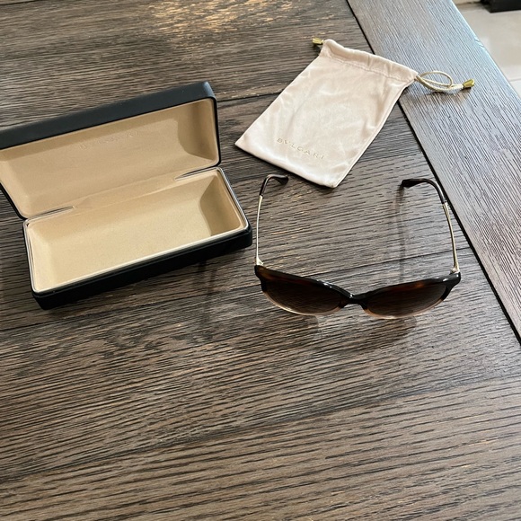 BVLGARI Sunglasses - Picture 2 of 16